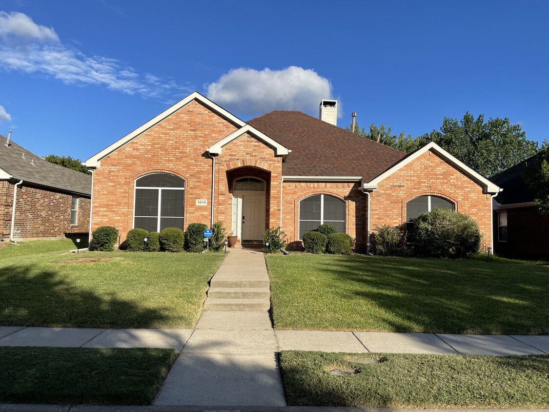 Primary Photo - 3810 Fairfield Pl