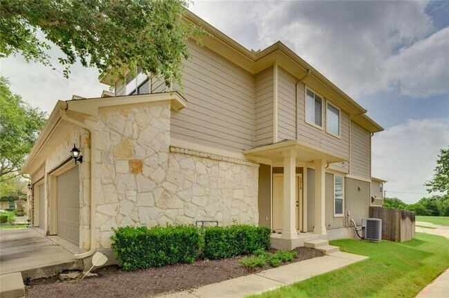 Building Photo - 801 Jane Austen Trail