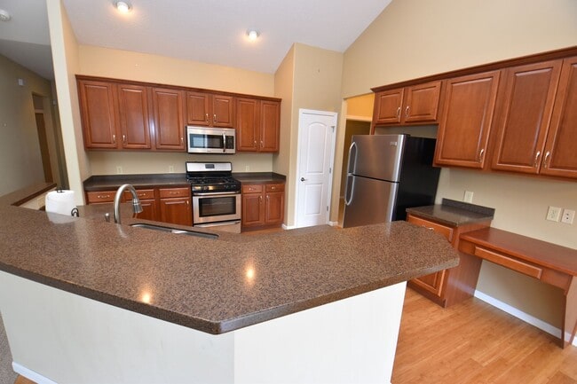 Building Photo - 18416 Summer Wind Ln