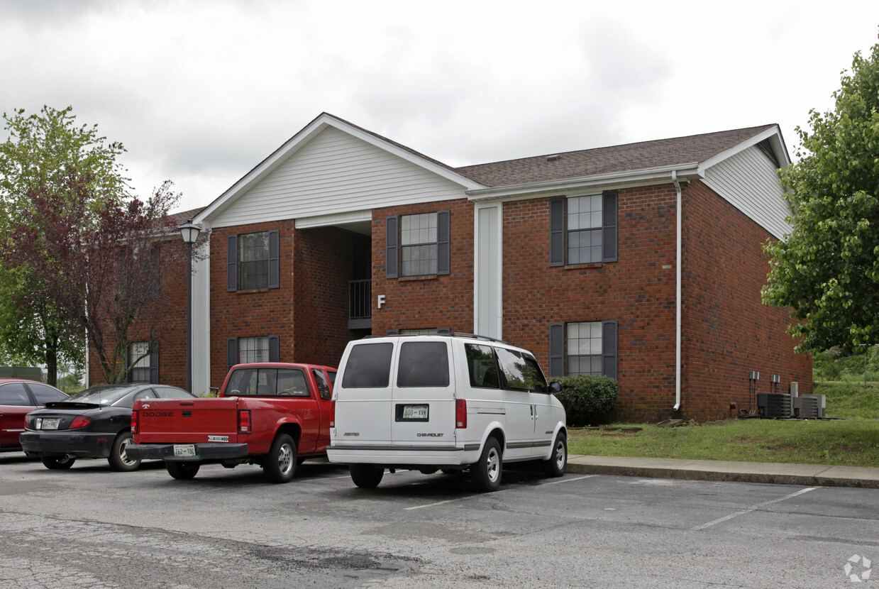 Primary Photo - Robin Hood Apartments