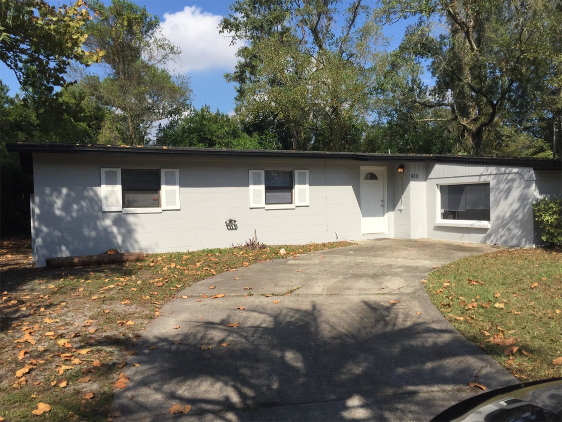 Foto principal - 265 Blairmore Blvd E