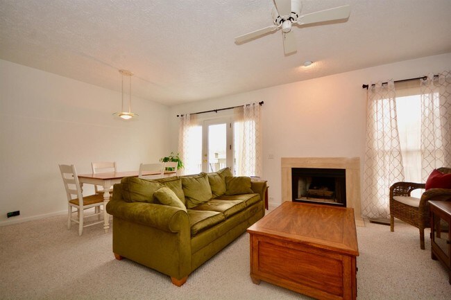 Foto del edificio - 3395 Bent Trail Dr