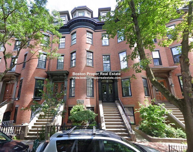 Building Photo - 125 Pembroke St