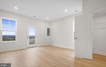 Building Photo - 129 Checkerspot Wy