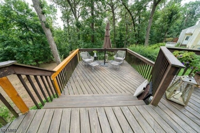 Building Photo - 361 Fairmount Ave