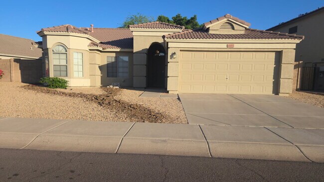 Foto del edificio - 6611 W Lariat Ln