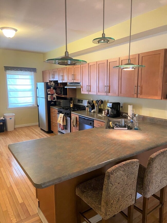 Foto del edificio - 5552 Avondale Pl
