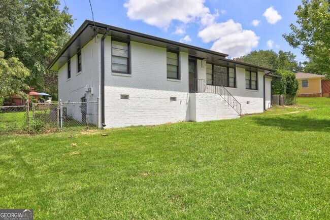 Foto del edificio - 970 Oglethorpe Ave