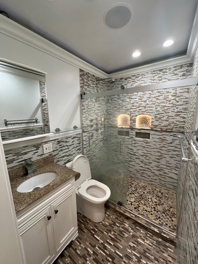 Foto del edificio - 8232 Niles Center Rd