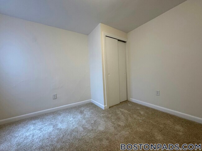 Foto del edificio - 1223 Beacon St