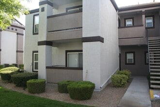 Building Photo - 7255 W Sunset Rd