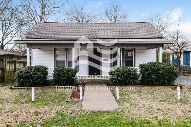 Building Photo - 318 W 50th St