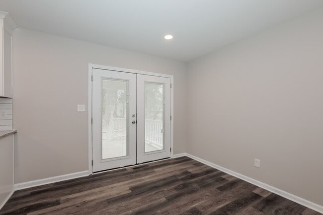 Building Photo - 6218 Sweetgum Trail