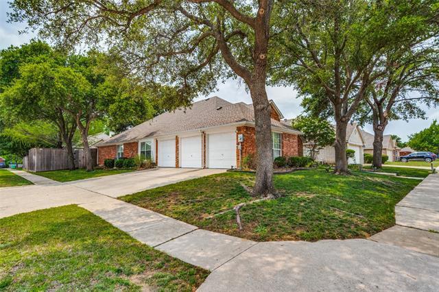 Foto del edificio - 5113 Forest Lawn Dr