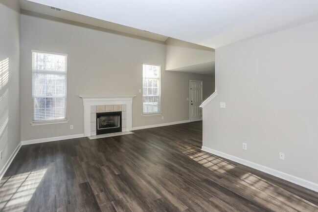 Building Photo - 2535 Captains Watch Rd NE