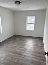 Building Photo - 1214-1216 Brown St