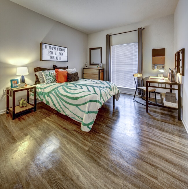 Foto del edificio - Peninsular Place