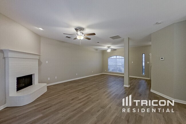 Building Photo - 1505 Yellowbird Ct