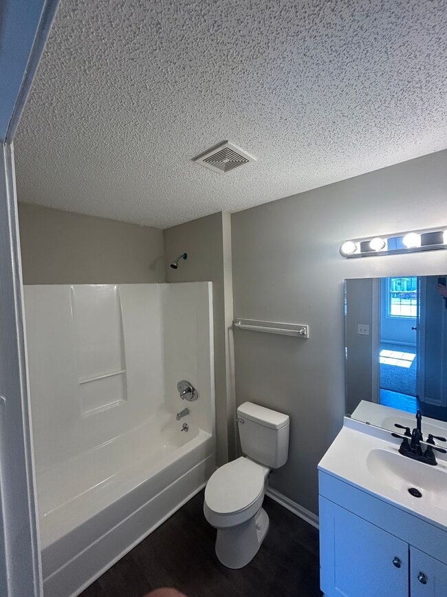 Foto del edificio - 802 W Parker Rd