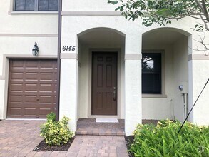 Building Photo - 6145 Bangalow Dr