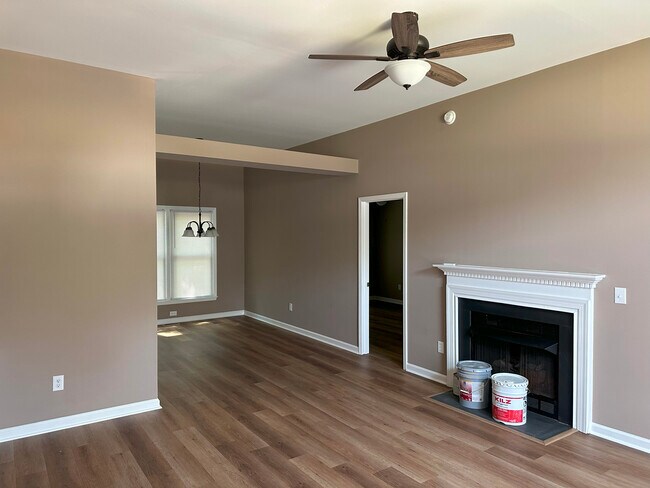 Foto del edificio - 420 Johnson St