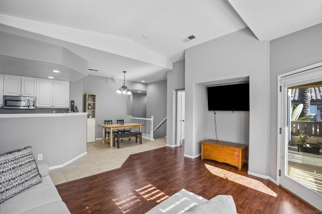 Living Room+dinning room - 1867 Platte River Ln