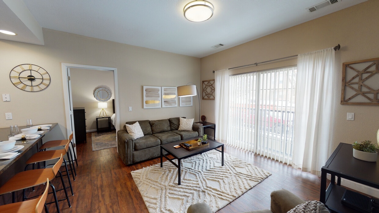 Photo - Maywood Apartments