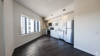 Building Photo - 387B King St E