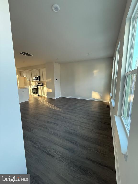 Building Photo - 4337 Reusch Cir