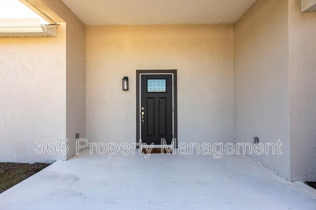 Foto del edificio - 5534 Fairlane Dr