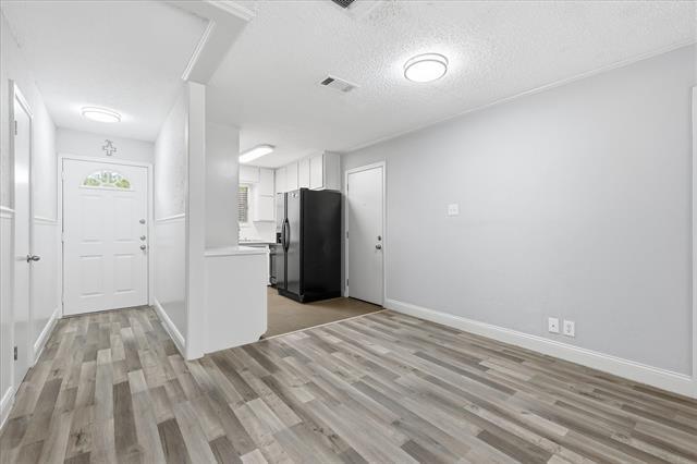 Foto del edificio - 6540 Bernadine St