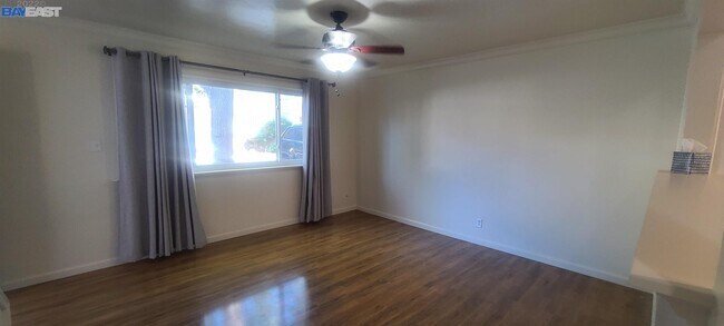 Foto del edificio - 4271 Pleasanton Ave