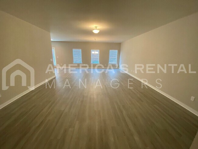 Foto del edificio - Home for Rent in Jasper, AL!