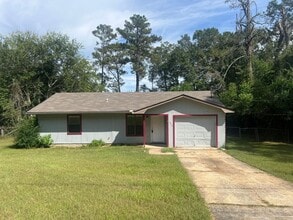 Building Photo - 102 Hillside Ct