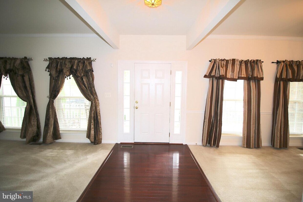 5476 Loggerhead Pl, Woodbridge, VA 22193 House for Rent in Woodbridge