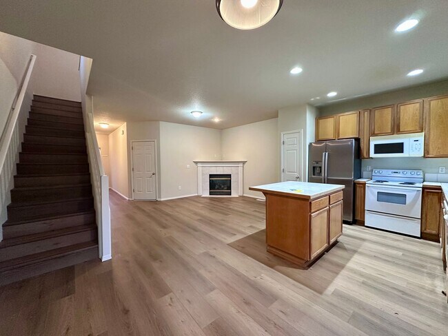 Building Photo - Charming Three-Bedroom Home in the Heart of Aloha!