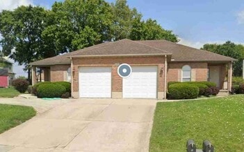 Building Photo - 758 Oleander Ct