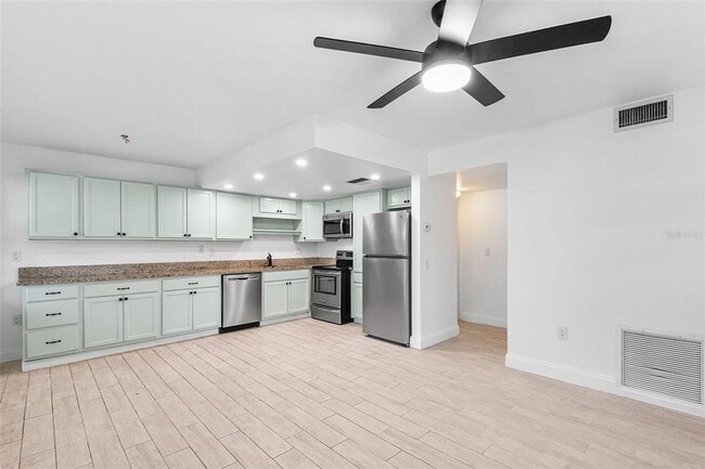 Foto del edificio - ST PETE APARTMENT FOR RENT!!