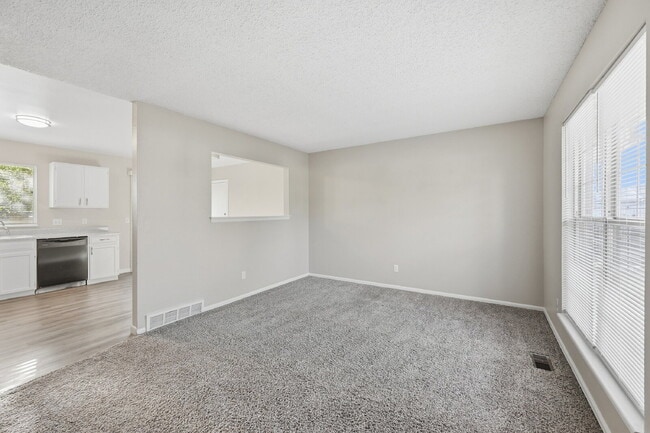 Building Photo - 2,595.95-  3 Bed, 1.5 Bath Home In Longmont with Great Backyard and In Unit Laundry!