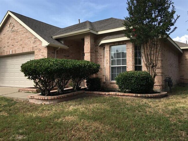 Foto del edificio - 9018 Lochgreen Ln