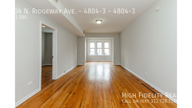 Foto del edificio - 4804 N Ridgeway Ave