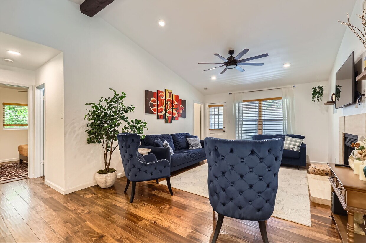 Foto principal - 13910 Merseyside Dr