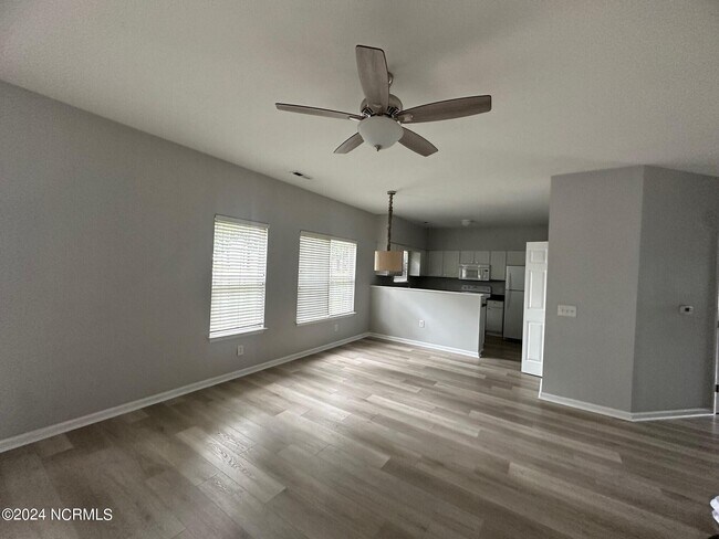 Building Photo - 2225 Locksley Woods Dr