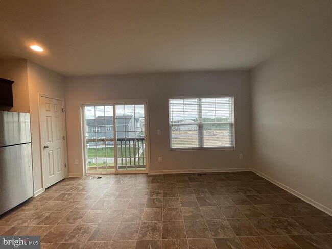 Foto del edificio - 301 Starry Way Dr