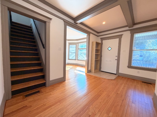 Building Photo - 2426 Beals St