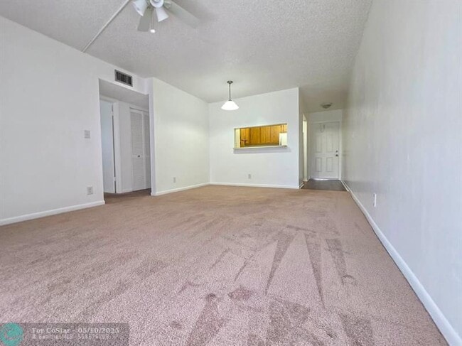Building Photo - 11434 NW 45th St