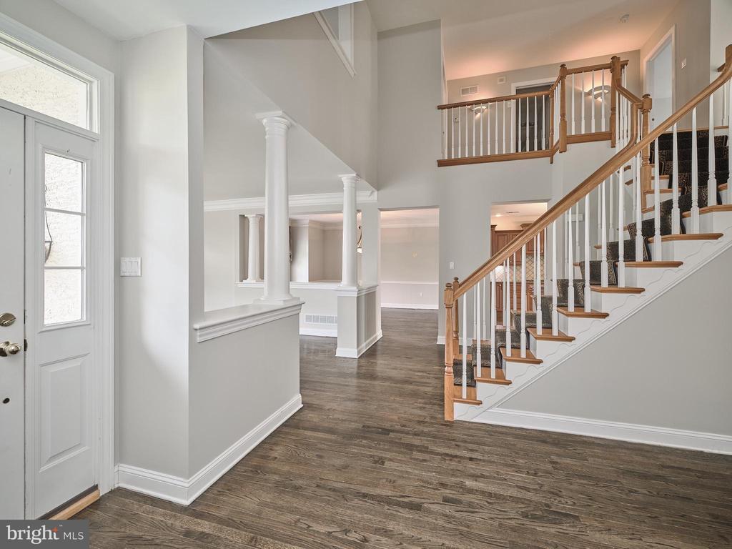 Foto principal - 5856 Hickory Hollow Ln