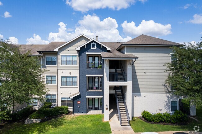 Foto del edificio - Bridge at Southpark Landing