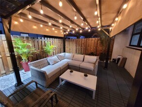 Building Photo - 7855 NW 105th Ave