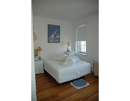 Primary Photo - 90 Revere St